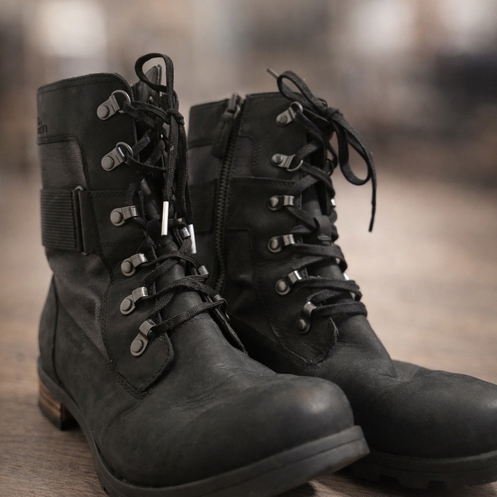Sorel Black Zippered Boots